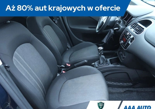 Fiat Punto 2012 cena 27000 przebieg: 127486, rok produkcji 2015 z Dobrzany małe 191